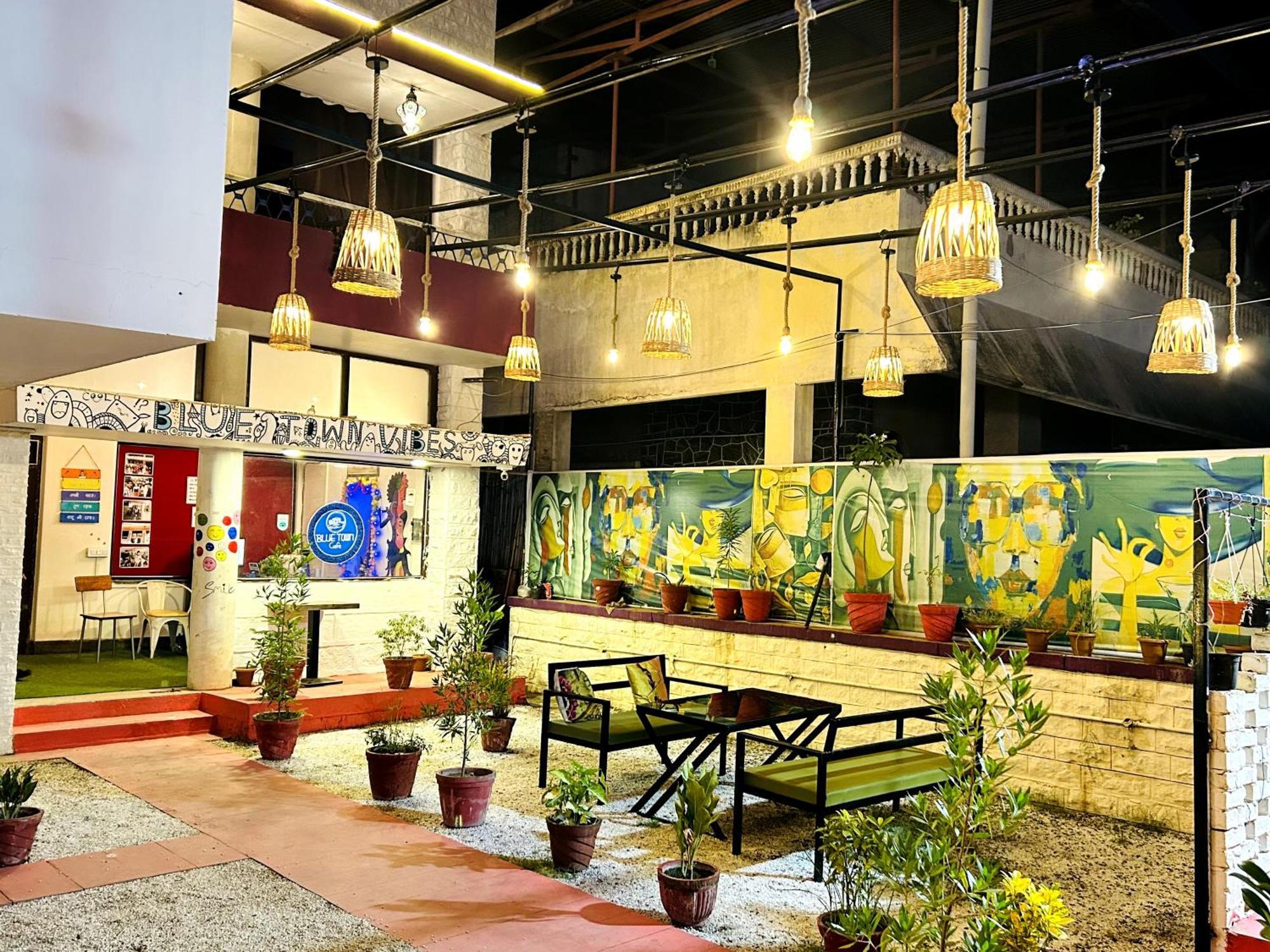 Blue Town Hostel & Cafe Jodhpur  Buitenkant foto