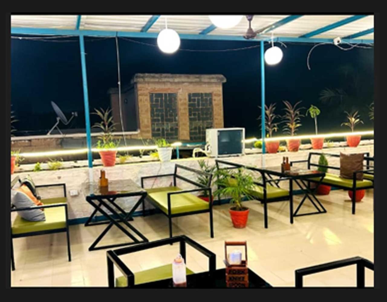 Blue Town Hostel & Cafe Jodhpur  Buitenkant foto